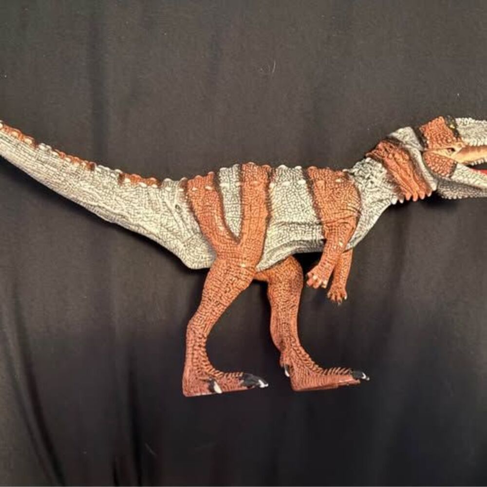 Schleich Majungasaurus (#15032) dinosaur